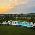 Antica Corte La Valle *