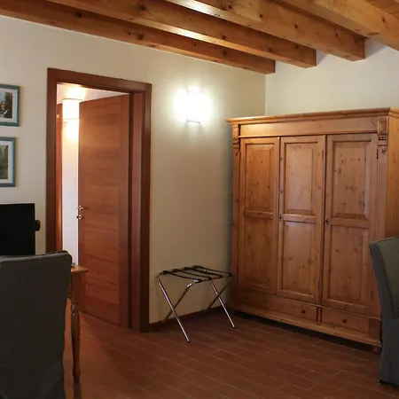 منزل ريفي Antica Corte La Valle سونا