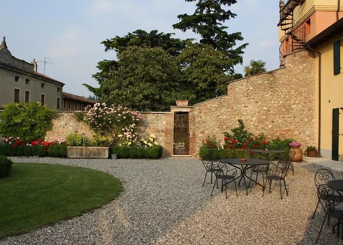 בית כפרי Antica Corte La Valle