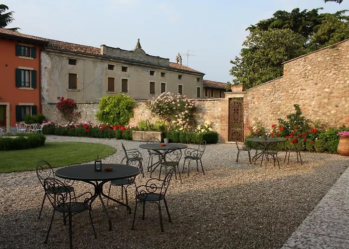 Antica Corte La Valle