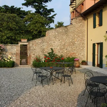 בית כפרי Antica Corte La Valle