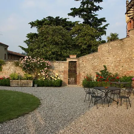 בית כפרי Antica Corte La Valle